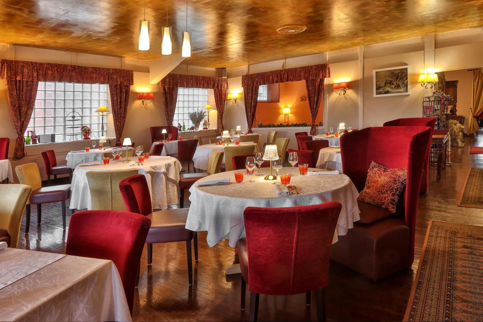 Logis Hotel-Restaurant Les Voyageurs La Coquille Eksteriør billede