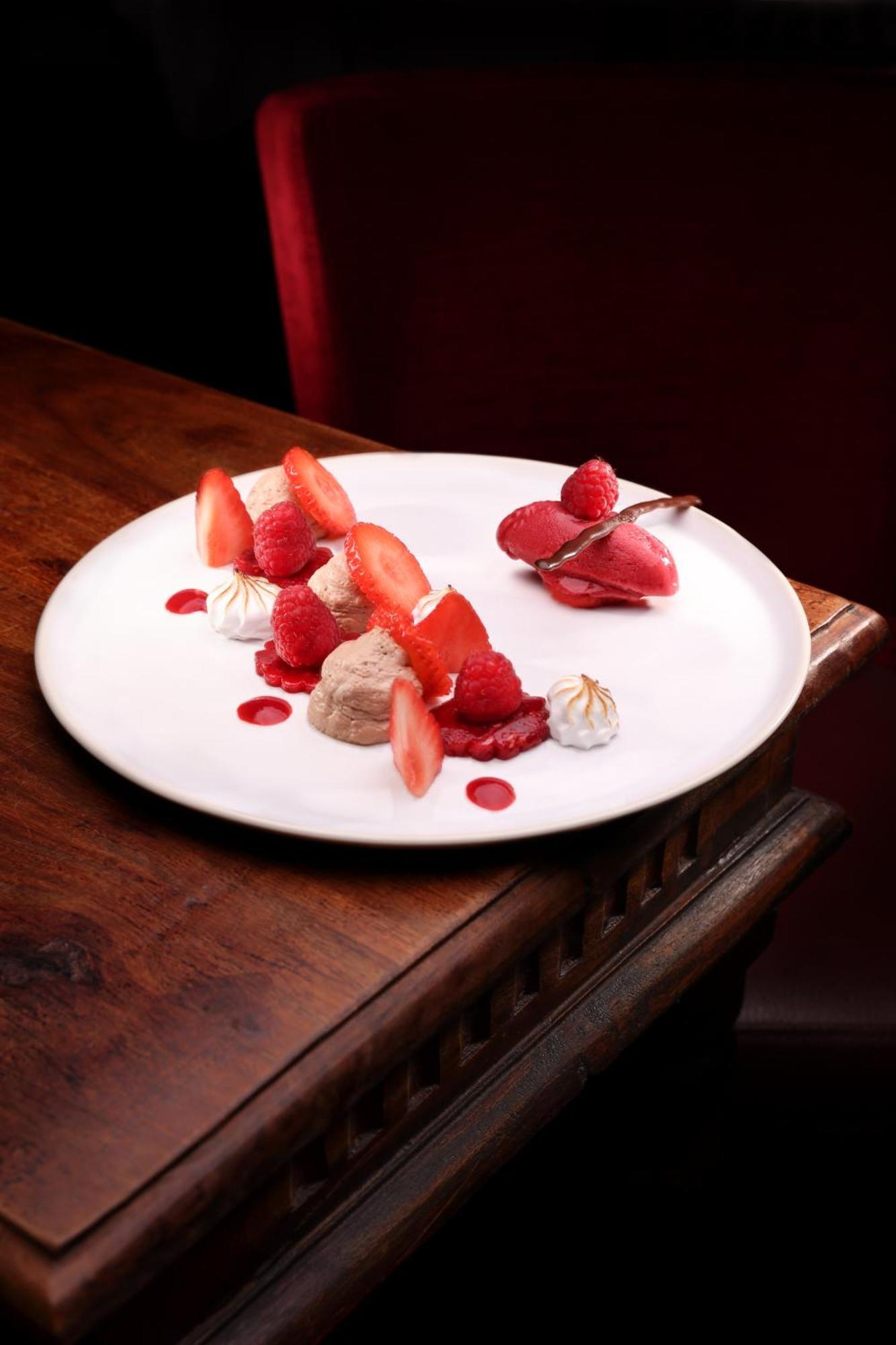 Logis Hotel-Restaurant Les Voyageurs La Coquille Eksteriør billede