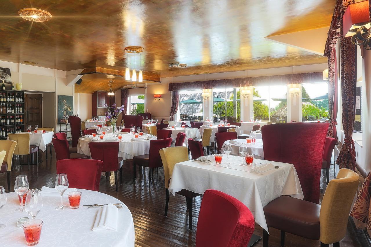 Logis Hotel-Restaurant Les Voyageurs La Coquille Eksteriør billede
